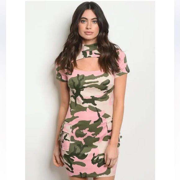NWT XTaren Get Me Bodied Pink Camo Dress Small - Picture 3 of 6